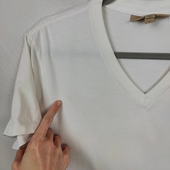 Burberry T-Shirt Mens Large White V-Neck Knight Red Logo Stretch Cotton - Picture 4 of 8